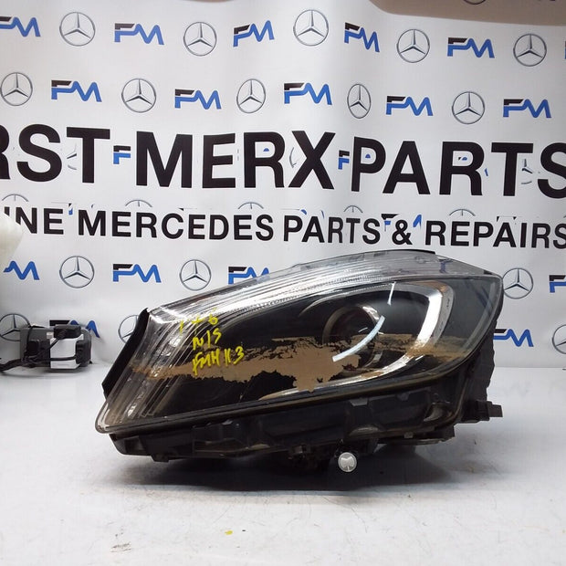 2015 MERCEDES A-CLASS W176 HEADLIGHT PASSENGER NS A1768204461 FMH113 (Damaged)