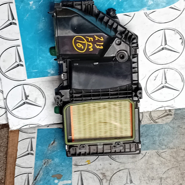 MERCEDES BENZ E CLASS W213 AMG LINE  AIR FILTER BOX AND HOUSING