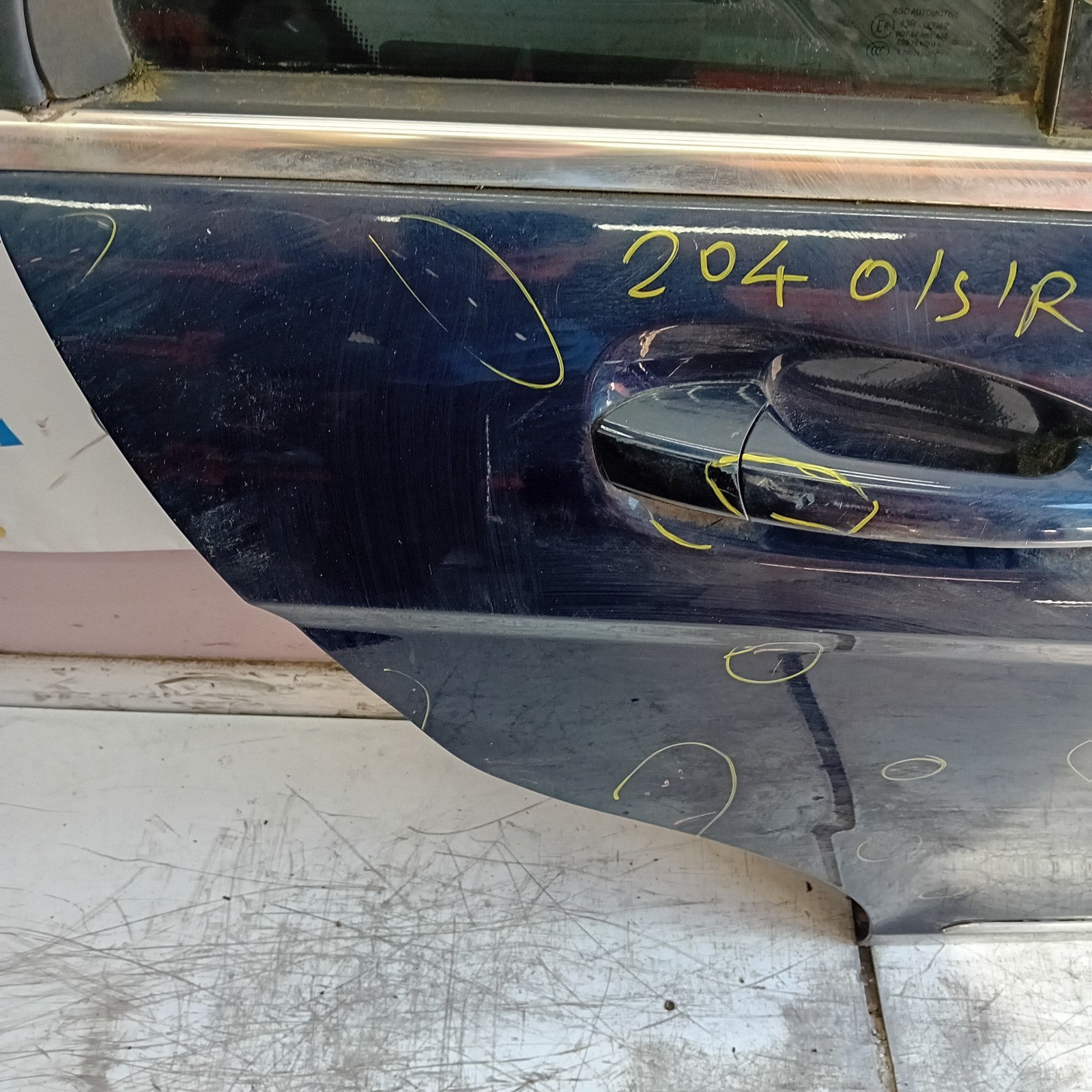 MERCEDES C-CLASS W204 SLN DRIVER REAR DOOR OSR BLUE 2008-14 COMPLETE FMD458