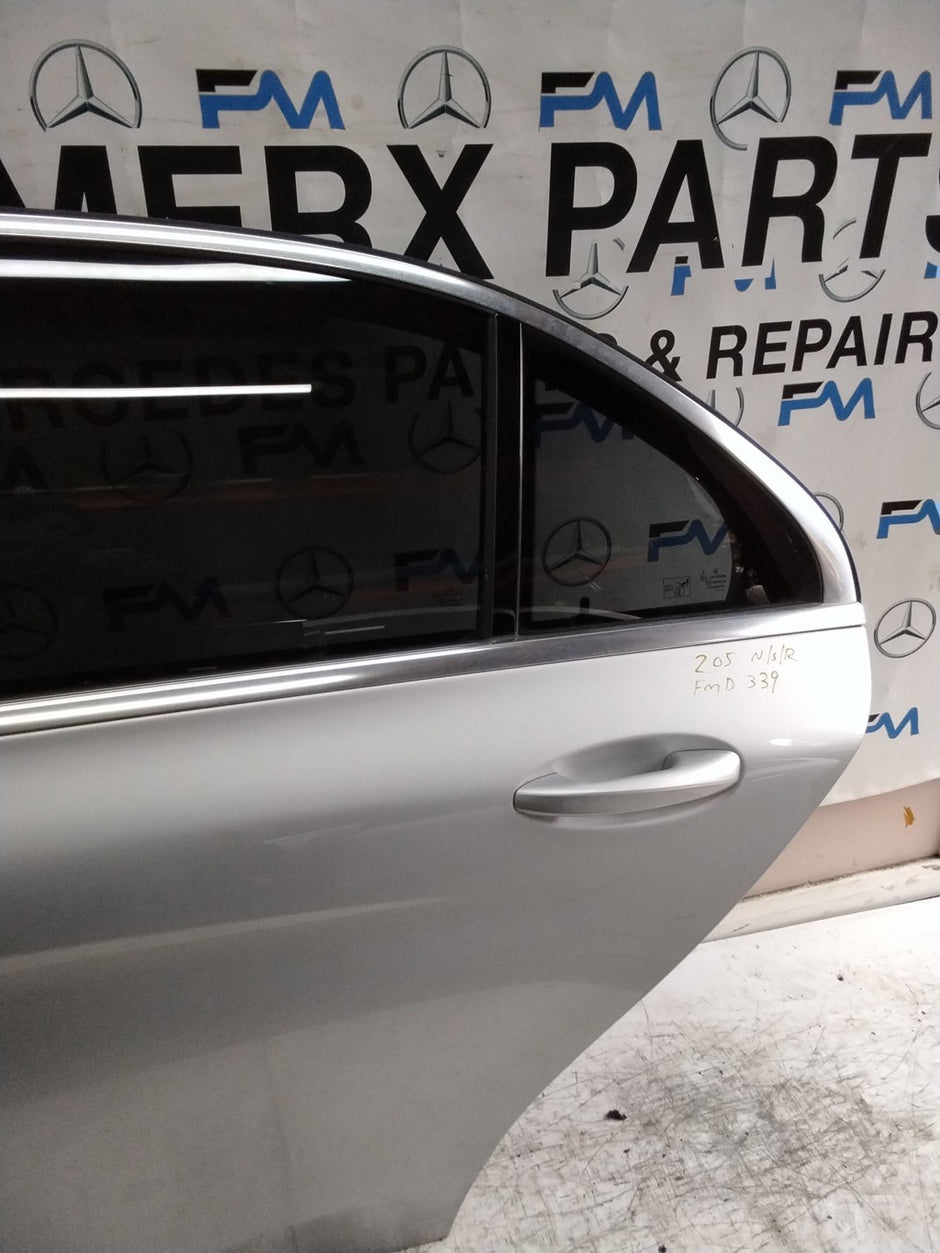MERCEDES C-CLASS W205 SLN PASSENGER REAR DOOR NSR SILVER 2014 ON COMPLETE FMD339