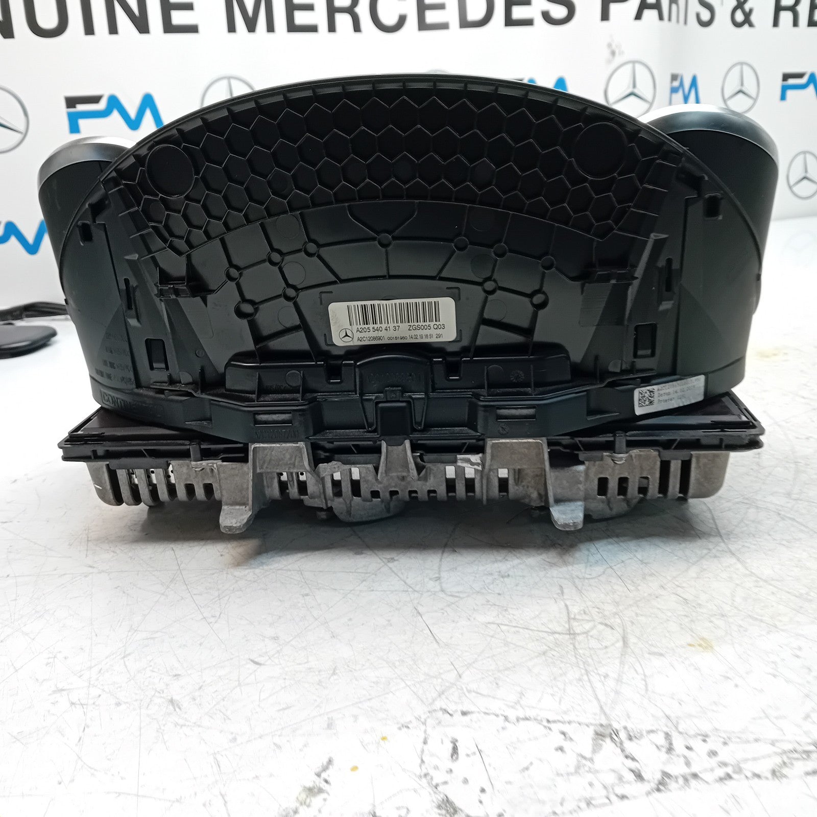 MERCEDES C-CLASS W205 SPEEDOMETER INSTRUMENT CLUSTER BLACK A2059004842 FM001472