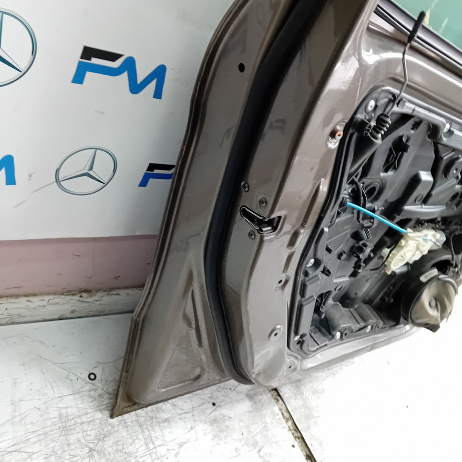 MERCEDES B-CLASS W246 PASSENGER FRONT DOOR NSF BROWN 2012-19 COMPLETE FMD387