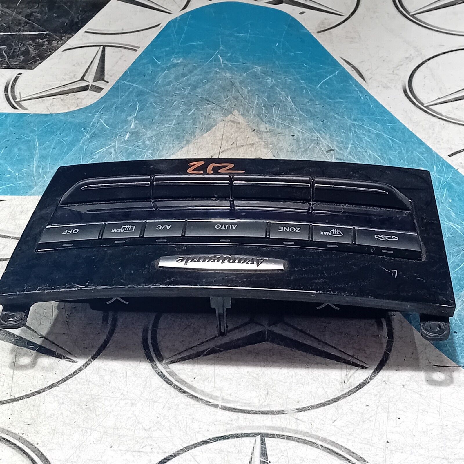 MERCEDES BENZ E CLASS MK4 2009-2012 HEATER CLIMATE CONTROL PANEL A2129004607