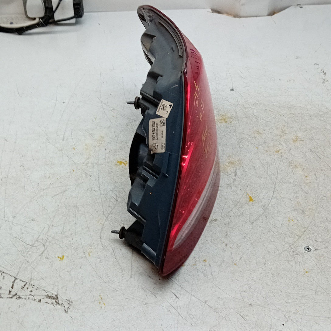MERCEDES E-CLASS W213 DRIVER RIGHT OS REAR TAIL LIGHT A2139068000 FMT251