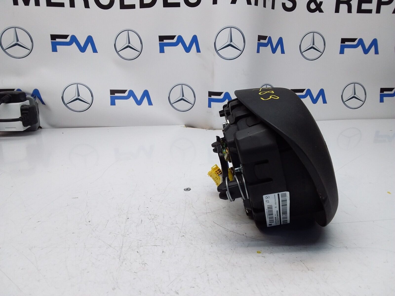 MERCEDES C-CLASS W205 STEERING WHEEL AIRBAG 308998798162-AD FM00483