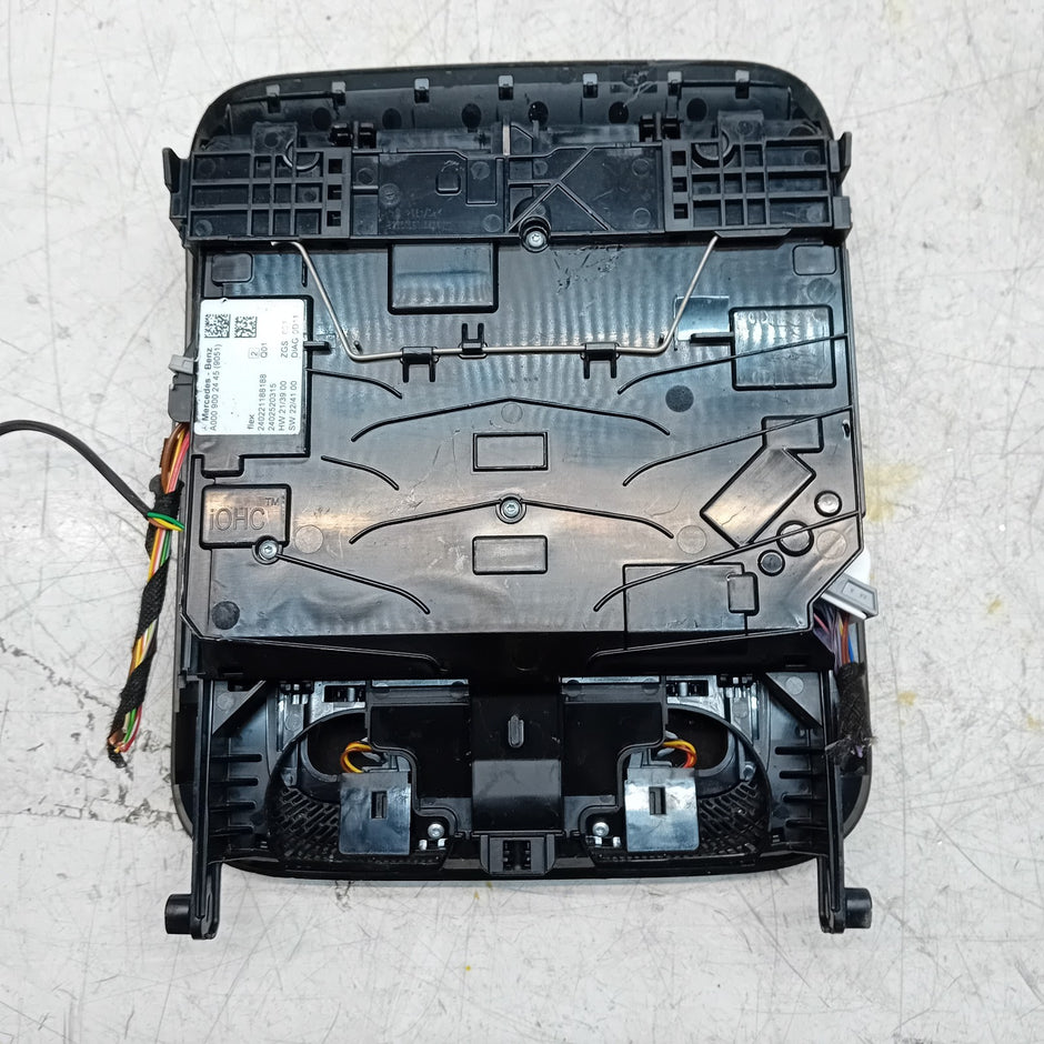 MERCEDES BENZ  C-CLASS W206 MHEV INTERIOR LIGHT A0009002445 FM001473