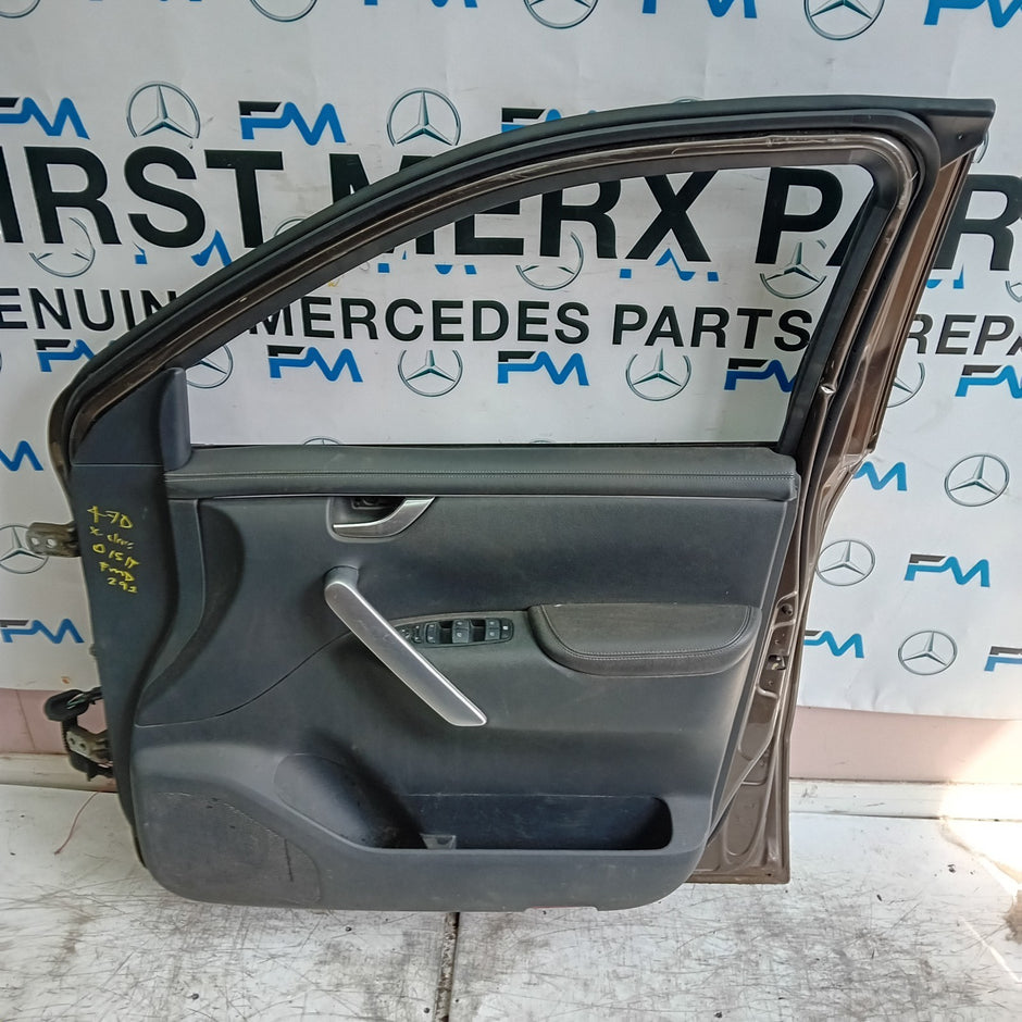 MERCEDES X-CLASS W470 DRIVER SIDE FRONT DOOR OSF BROWN 2017-20 COMPLETE FMD291
