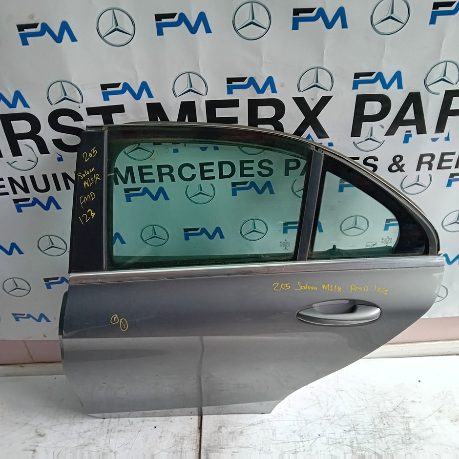 MERCEDES BENZ C-CLASS W205 PASSENGER SIDE REAR DOOR N/S/R GREY FMD123