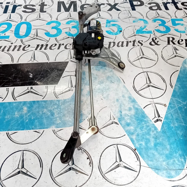 MERCEDES CLA C117 2013 - 2019 WIPER MOTOR & LINKAGE FRONT A1769061900