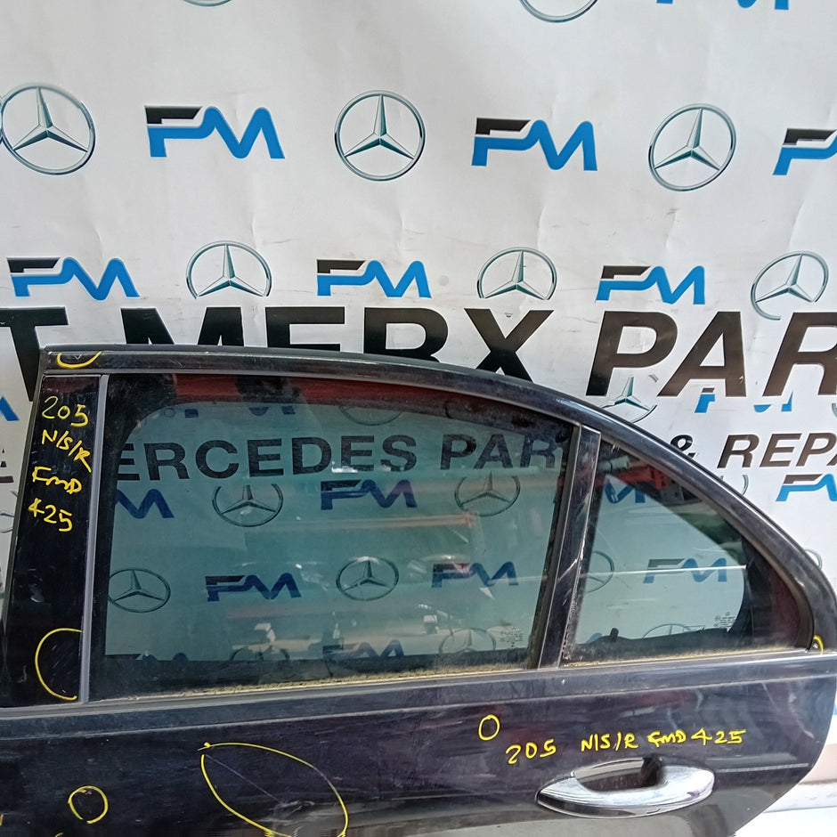 MERCEDES C-CLASS W205 SLN PASSENGER REAR DOOR NSR BLACK 2014 ON COMPLETE FMD425