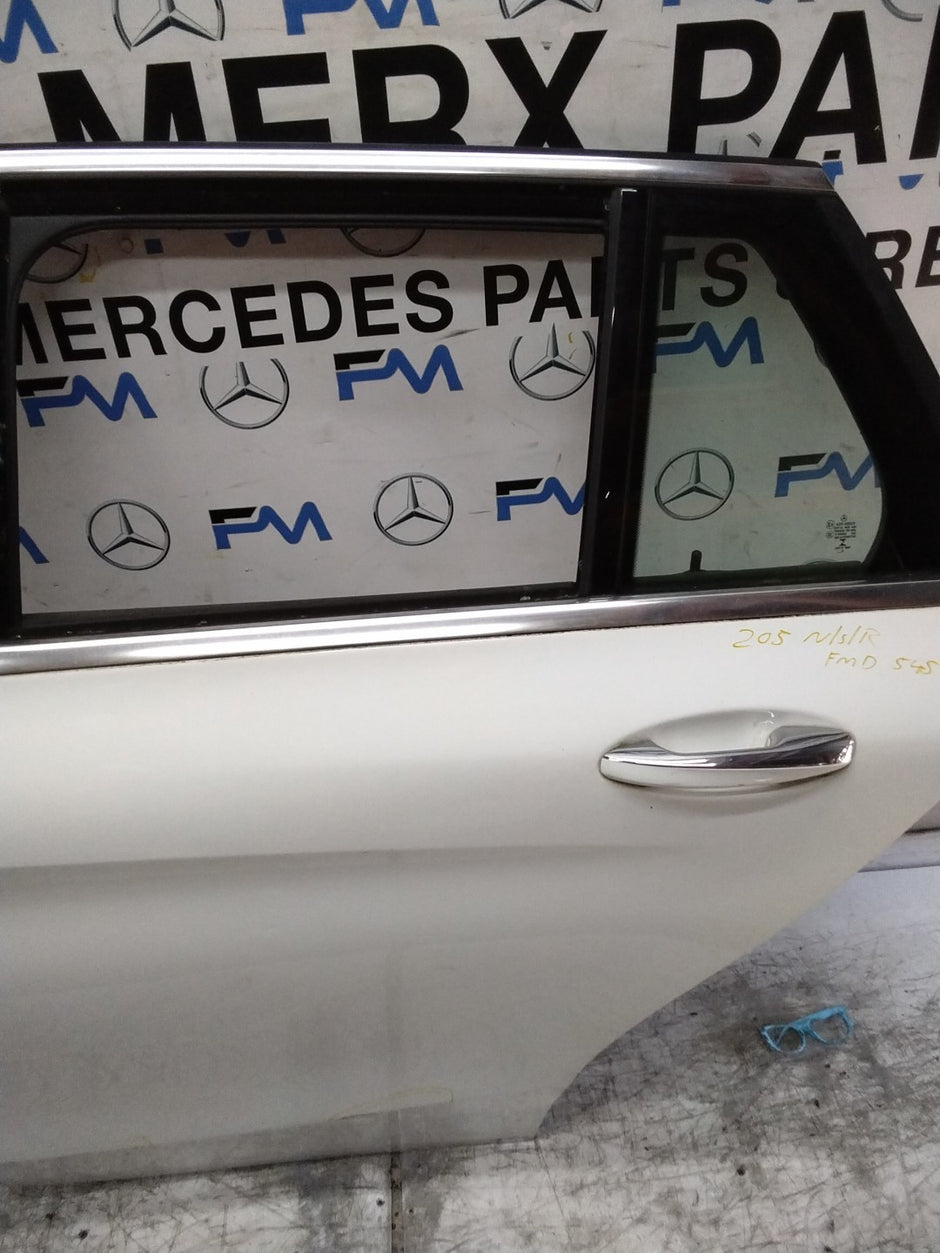MERCEDES C-CLASS W205 EST PASSENGER REAR DOOR NSR WHITE 2014-21 COMPLETE FMD545