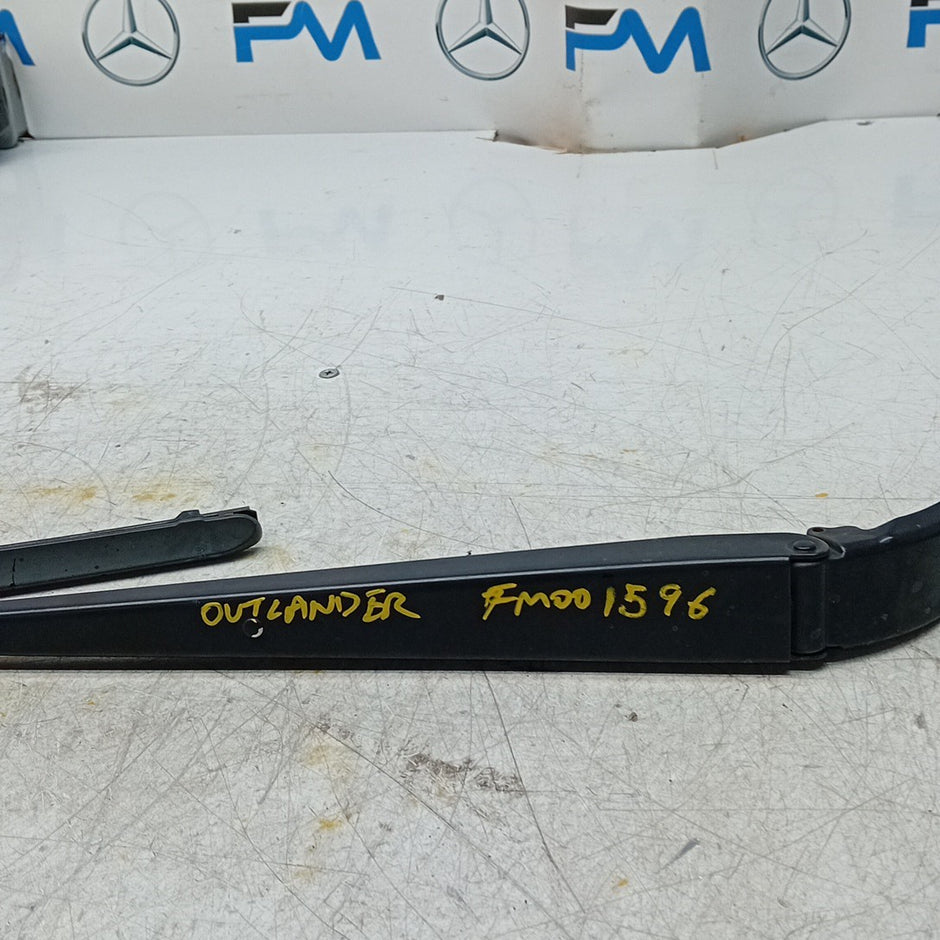 MITSUBISHI OUTLANDER MK3 FRONT   WIPER WINDSCREEN ARM 8251 FM001596