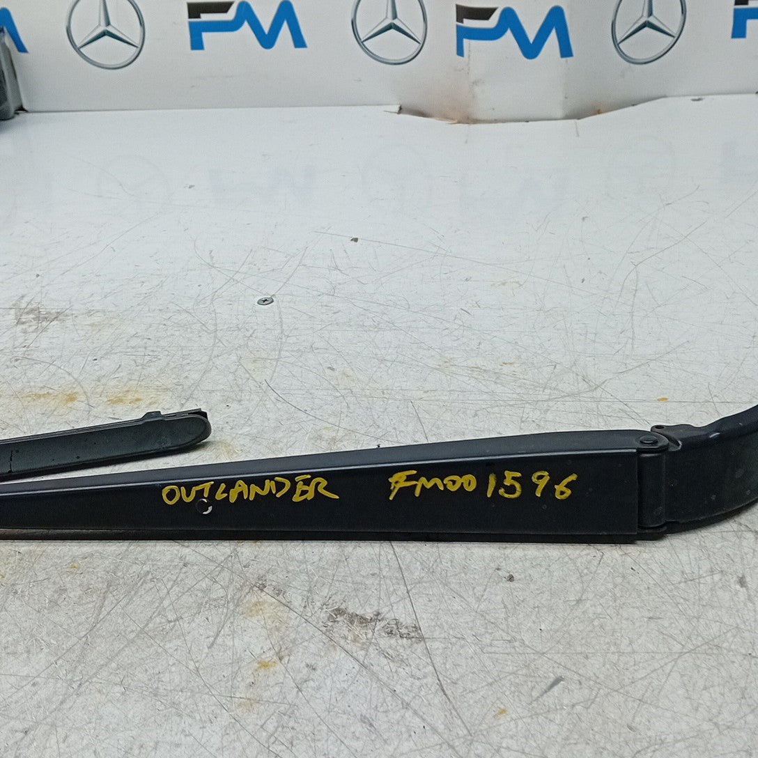 MITSUBISHI OUTLANDER MK3 FRONT   WIPER WINDSCREEN ARM 8251 FM001596