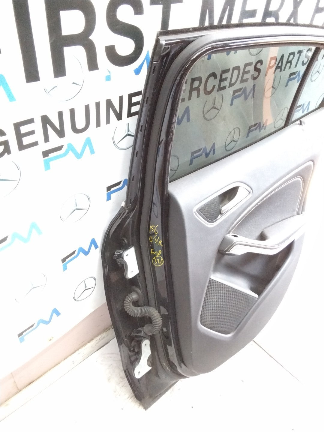 MERCEDES BENZ GLA X156 DRIVER REAR DOOR OSR BLACK 2014-19 COMPLETE FMD321