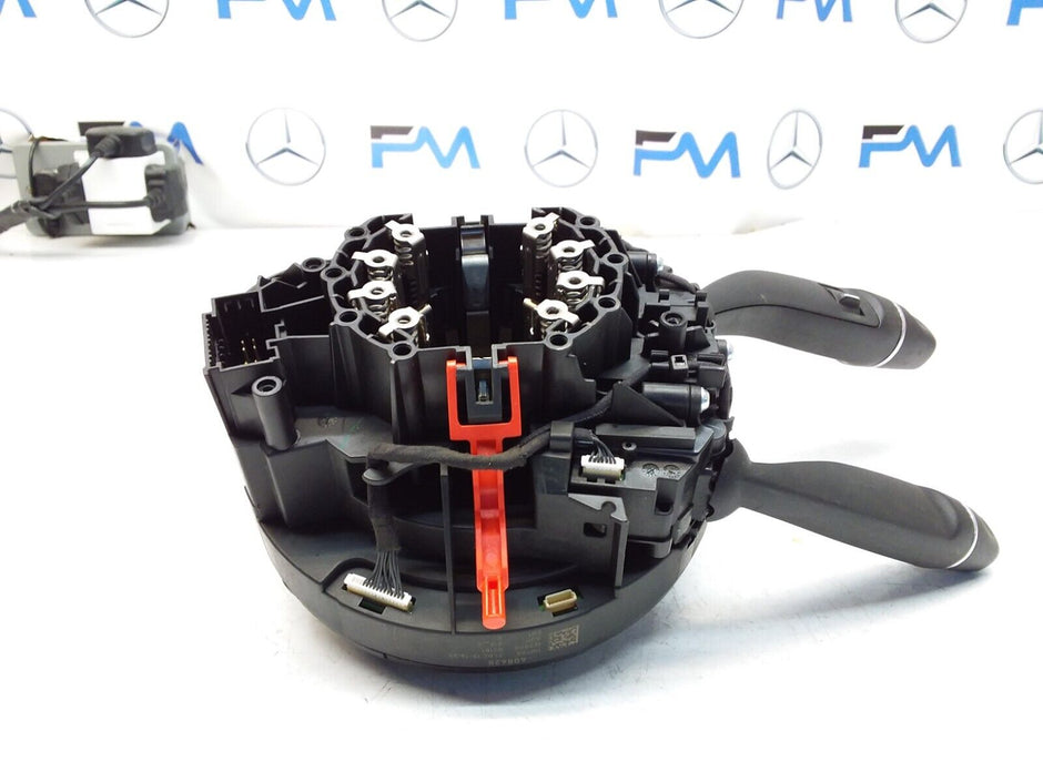 Mercedes  B-CLASS W246 INDICATOR/WIPER GEAR SELECT + SQUIB  2013 FM00537