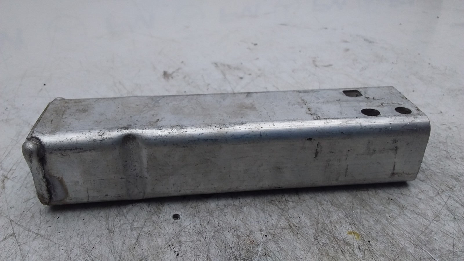 MERCEDES C-CLASS  W205 LOWER REINFORCEMENT CRASH ABSORBER BAR A2056203701 FMR393