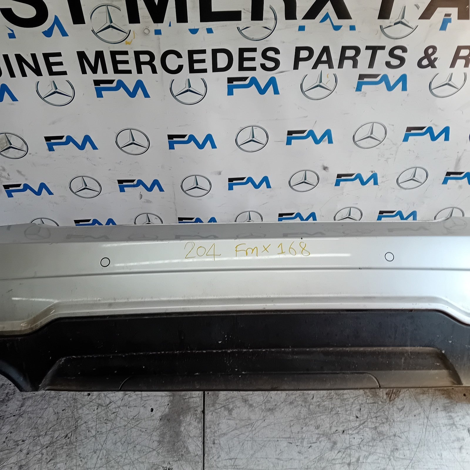 MERCEDES BENZ C-CLASS W204 REAR BUMPER A2048809042 2018 WHITE  FMX168