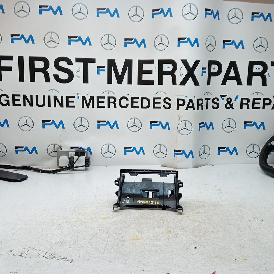 MERCEDES BENZ E-CLASS W213 RADIO STEREO HEAD UNIT BRACKET A2135455900  FM001310