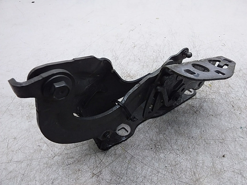 MERCEDES E-CLS W213 FRONT LEFT PASSENGER SIDE NS BONNET HINGE A2138800128 FMR256