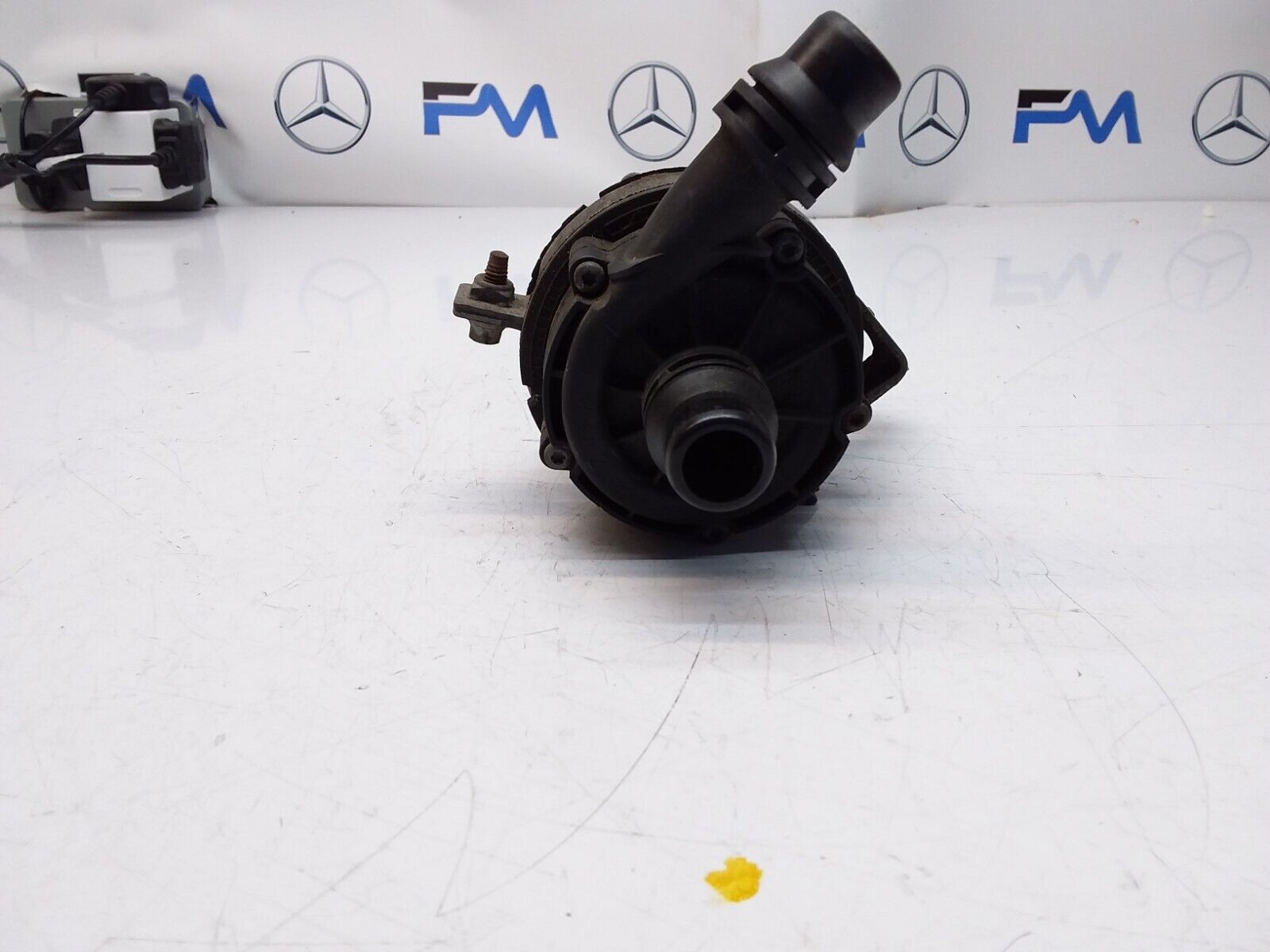 MERCEDES C-CLASS W205 ELECTRIC COOLER WATER PUMP A2055013020 FM00397