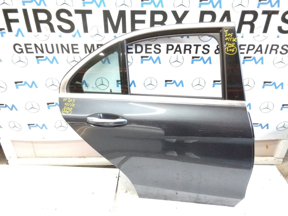 MERCEDES BENZ  C-CLASS W2O5 DRIVER SIDE REAR DOOR O/S/R COMPLETE GREY FMD106