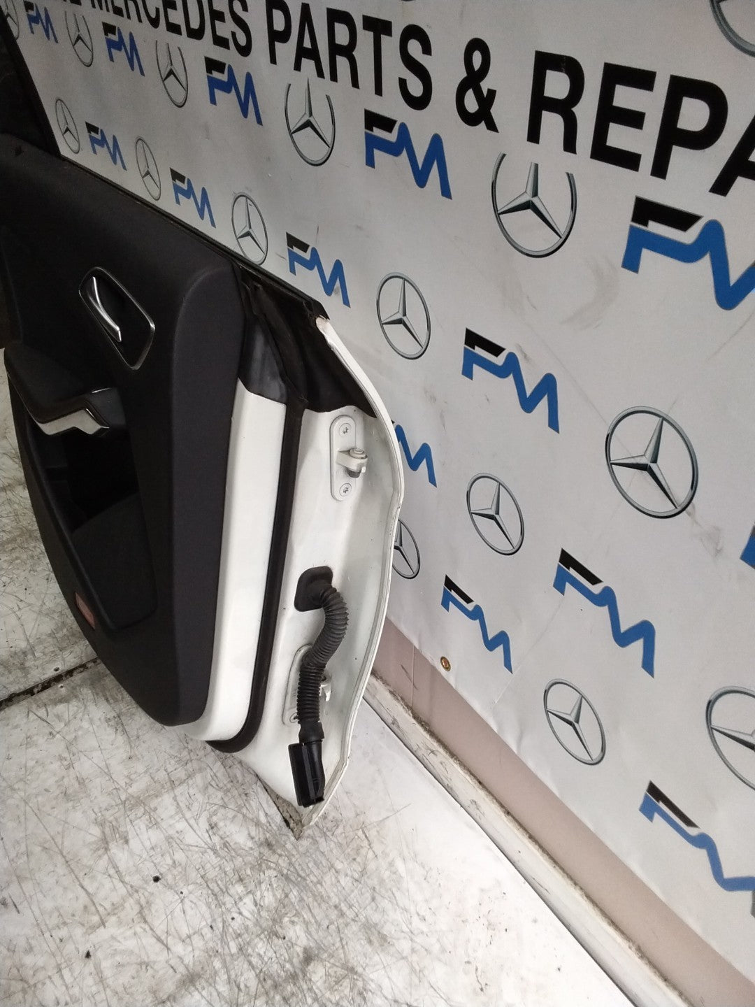 MERCEDES CLA W117 PASSENGER REAR DOOR NSR WHITE 2013-19 COMPLETE FMD300