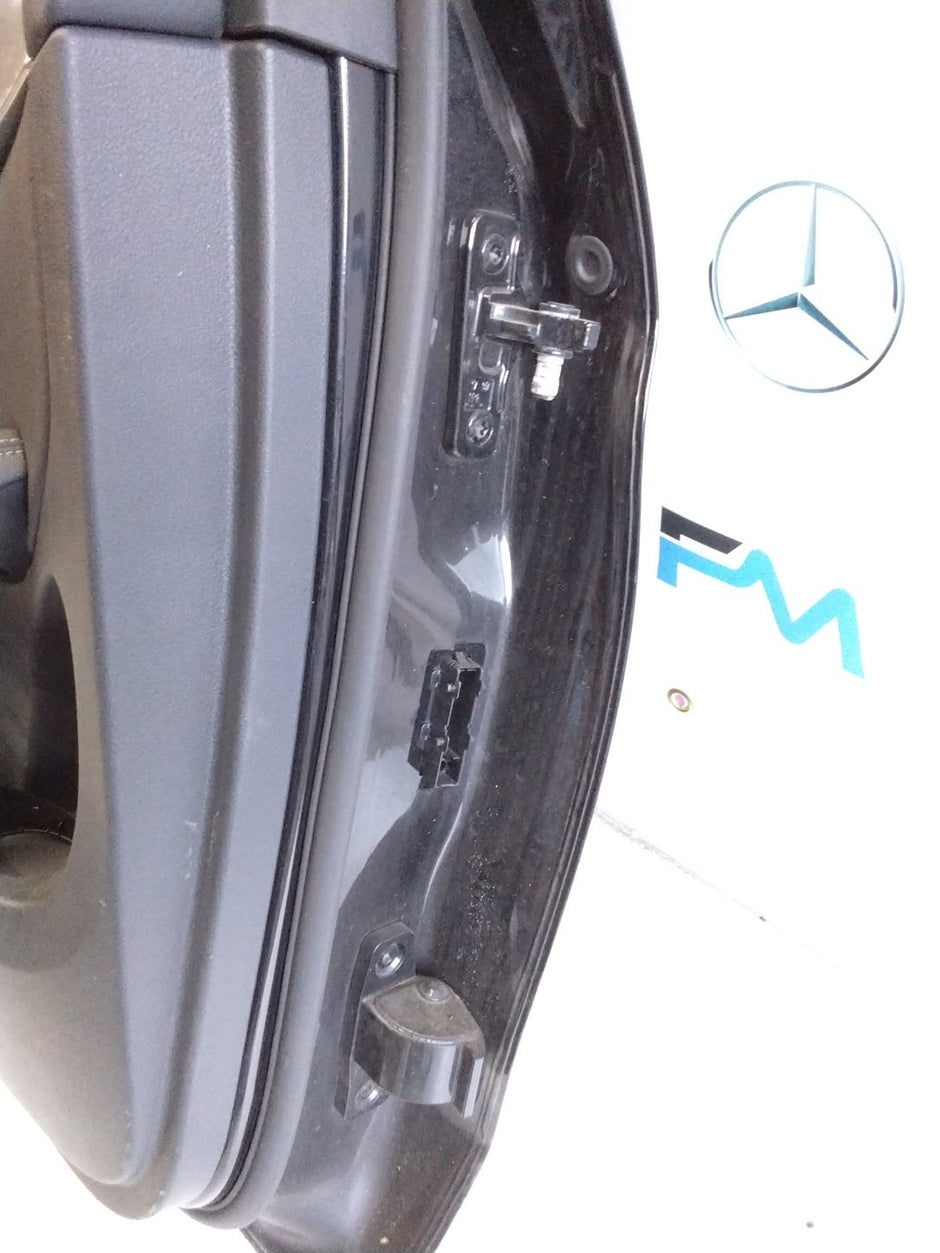 MERCEDES BENZ  GLC W253 PASSENGER SIDE REAR DOOR N/S/R COMPLETE BLACK FMD96