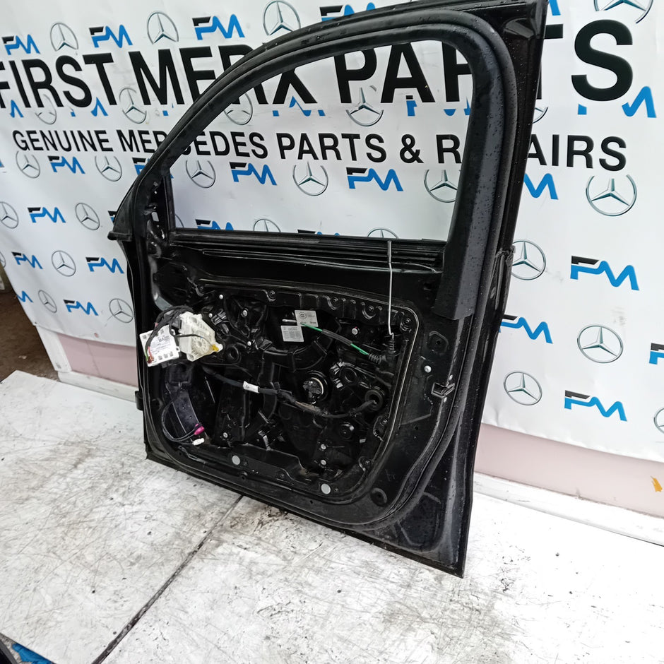 MERCEDES GLC X253 DRIVER FRONT DOOR OSF BLACK 2016 ON COMPLETE FMD251