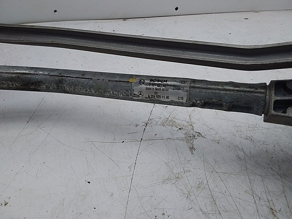 MERCEDES C-CLS W204 WIND SCREEN WIPER LINKAGE AND MOTOR A2048201140 FMR299