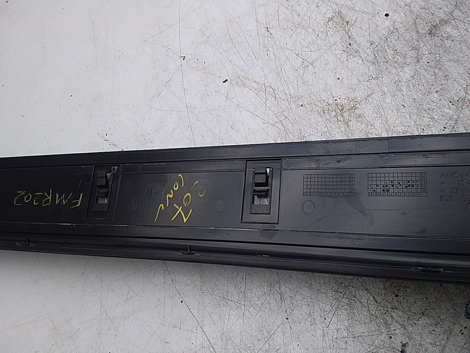 MERCEDES BENZ E-CLASS A207 CONVERTIBLE TRIM PANEL RIGHT A2076800174 FMR202