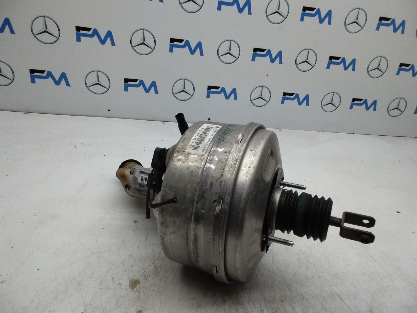 MERCEDES BENZ  B-CLASS W247 BRAKE SERVO A2474300100 FMB61