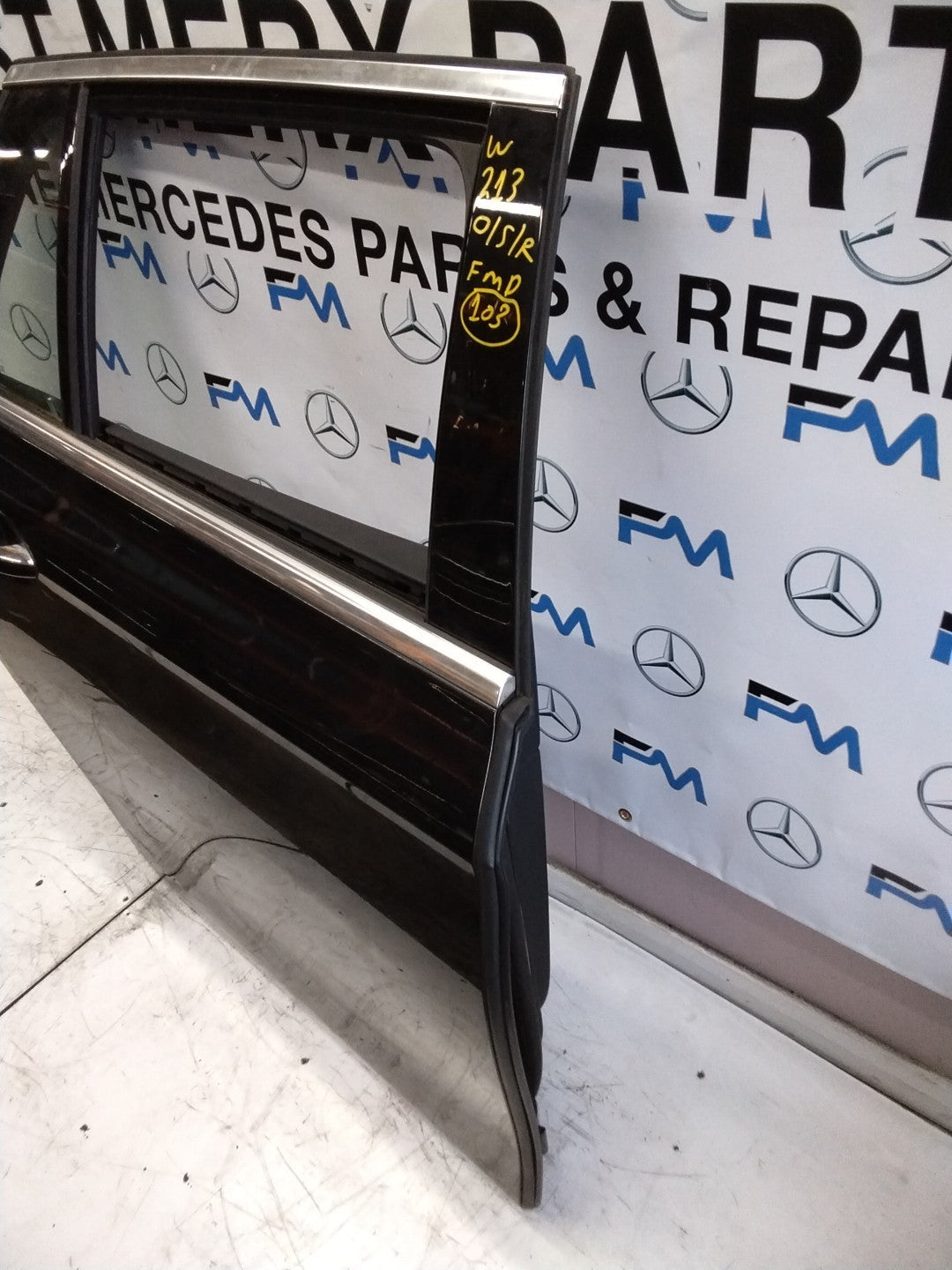 MERCEDES BENZ  E-CLASS W213 DRIVER SIDE REAR DOOR O/S/R COMPLETE BLACK FMD103