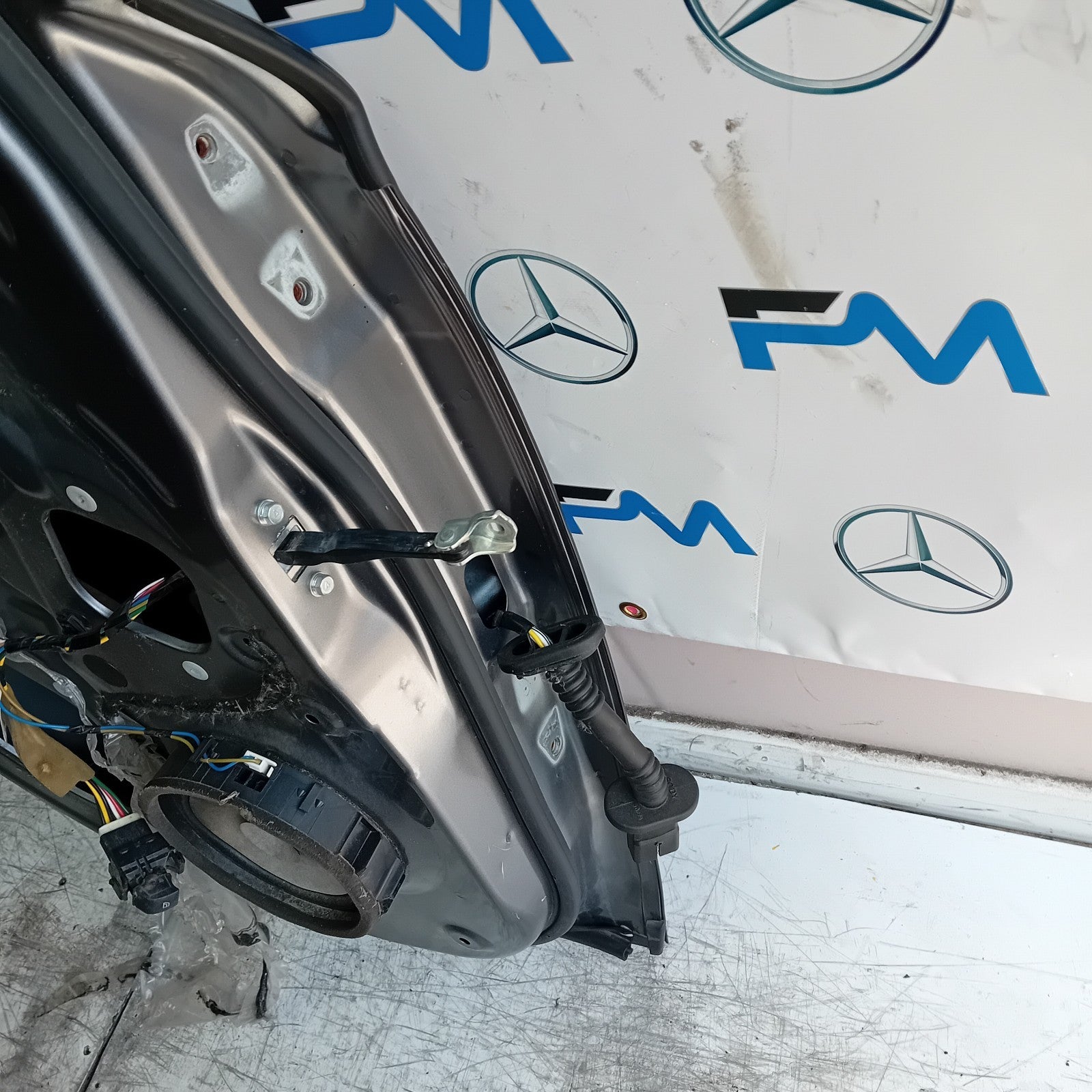 MITSUBISHI OUTLANDER MK3 PASSENGER REAR DOOR NSR 2013 GREY FMD499