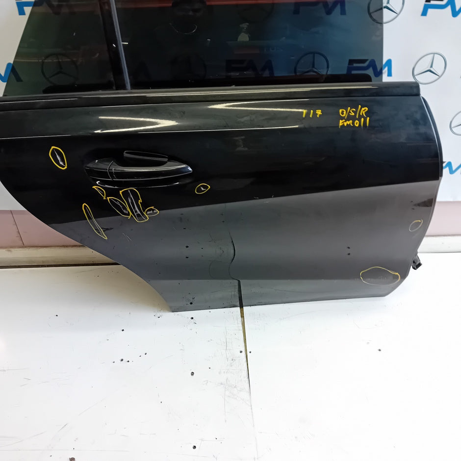 MERCEDES BENZ CLA-CLASS W117 DRIVER SIDE REAR DOOR ( OFF SIDE REAR ) FM011