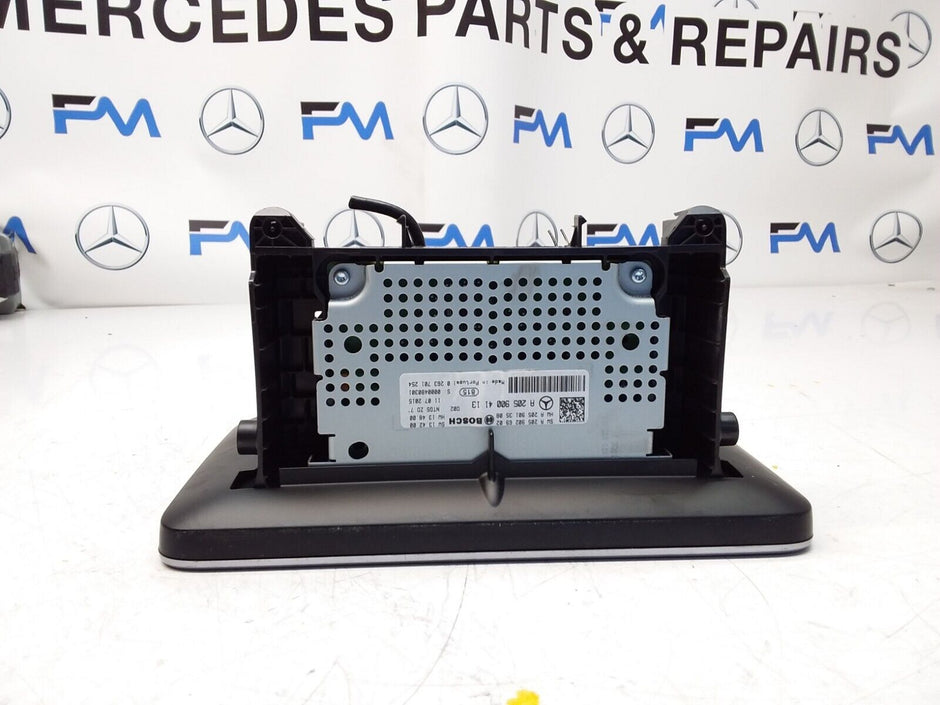 MERCEDES C-CLASS W205 2015 SAT NAV MULTIMEDIA SCREEN A2059004113 FM00673