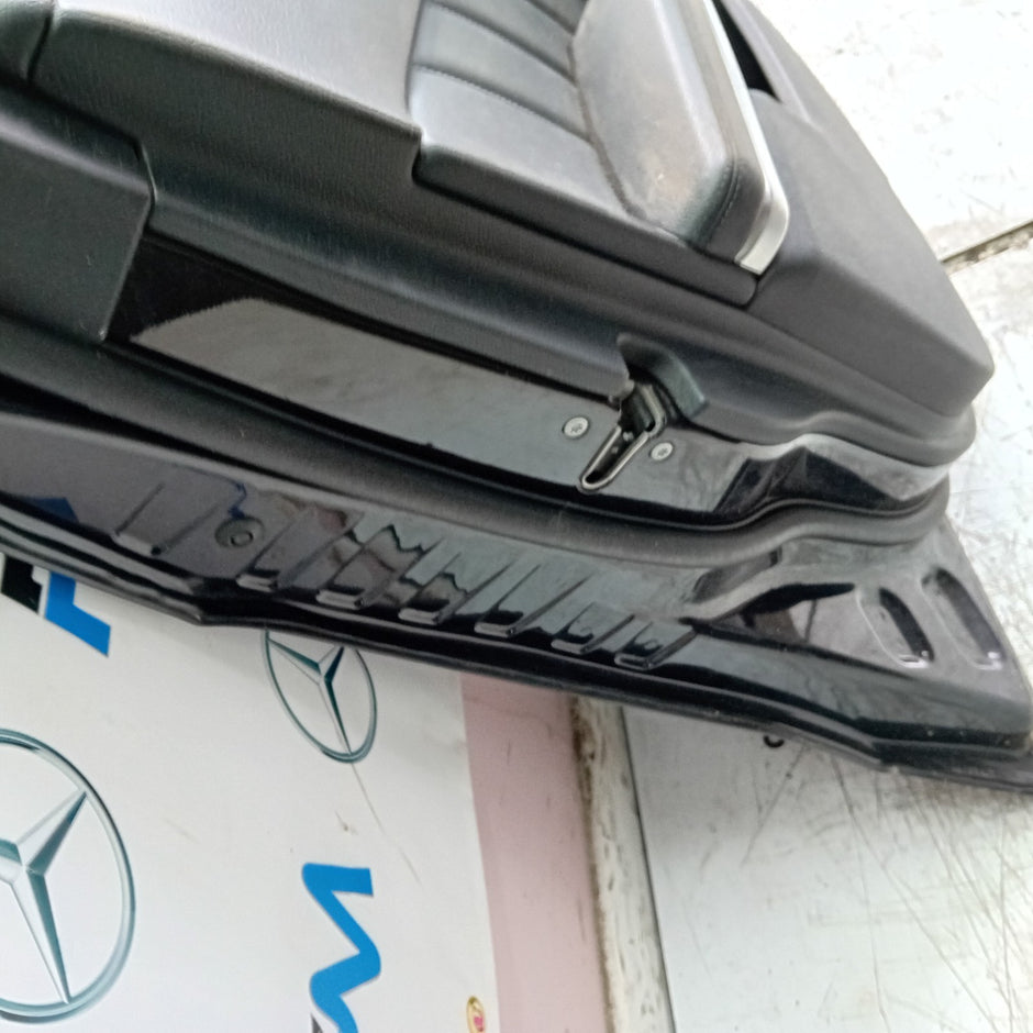 MERCEDES E-CLASS W212 PASSENGER FRONT DOOR NSF 2009-16 BLACK COMPLETE FMD383