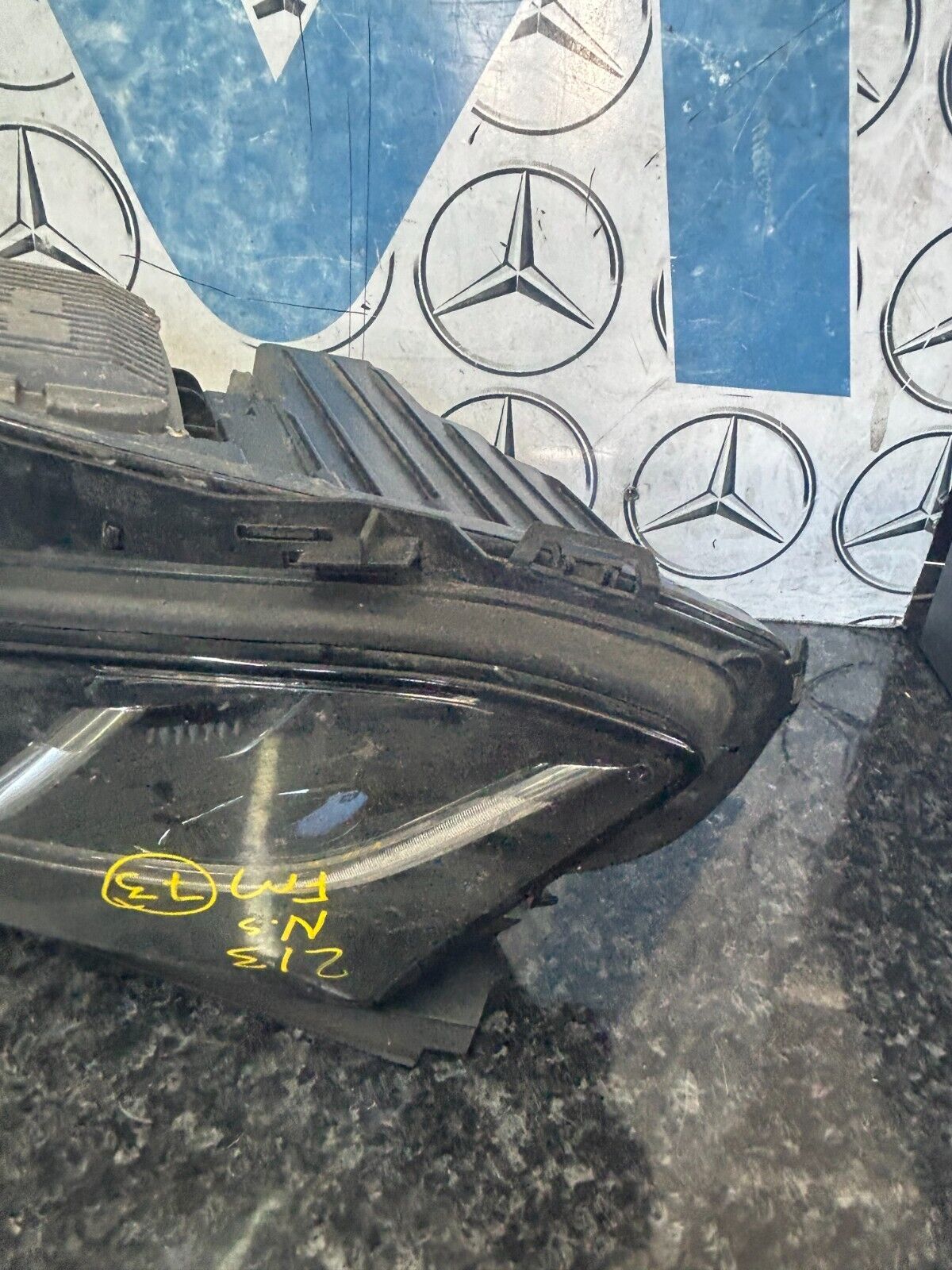 MERCEDES E CLASS PASSENGER SIDE  HEADLIGHT COMPLETE 2016/2022 A2139064104 FMH73