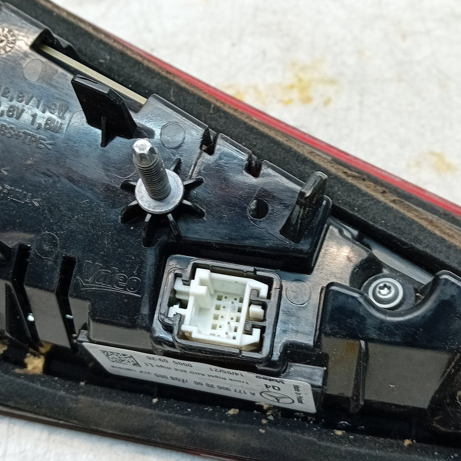 MERCEDES A-CLASS W177 DRIVER RIGHT OS REAR INNER TAIL LIGHT A1779062000 FMT243