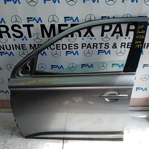 MITSUBISH OUTLANDER MK3 PASSENGER FRONT DOOR NSF GREY 2013 COMPLETE FMD189
