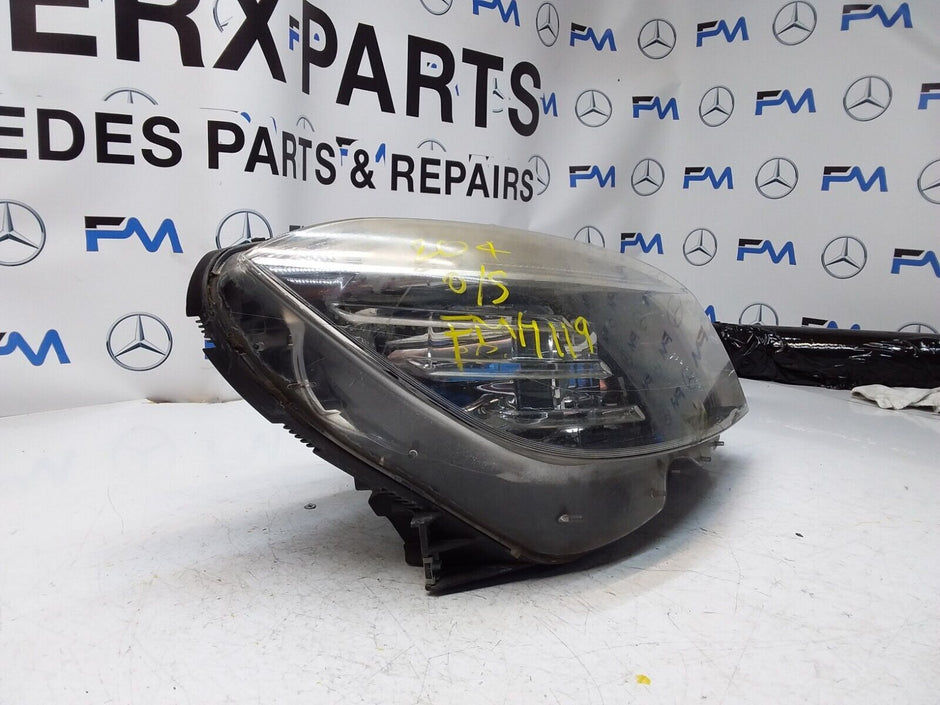 2008-2014 MERCEDES C-CLASS W204 HEADLIGHT DRIVER SIDE OS FMH119 (DAMAGED)