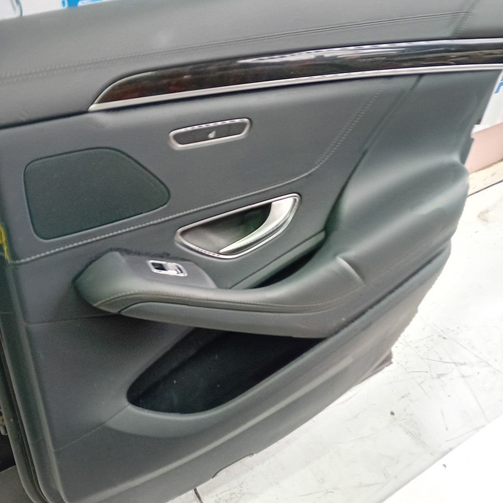 MERCEDES BENZ S-CLASS W222 DRIVER REAR DOOR (OFF SIDE REAR) BROWN 2013-20 FMD27