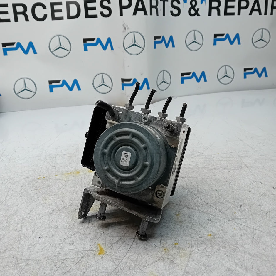 MERCEDES BENZ GLC W253 ABS PUMP CONTROL MODULE UNIT A2539011400 FM001461