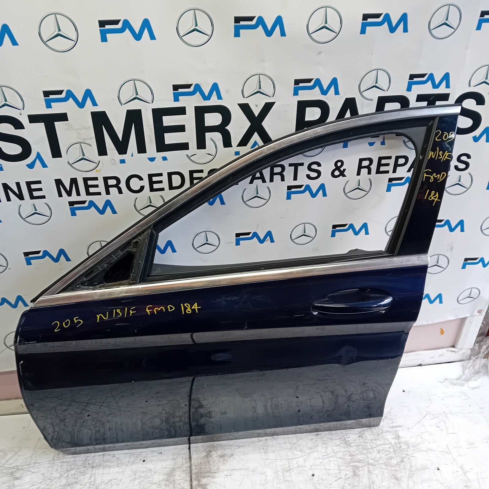 MERDEDES C-CLASS W205 DRIVER SIDE FRONT DOOR NSF BLUE 2014 ON COMPLETE FMD184