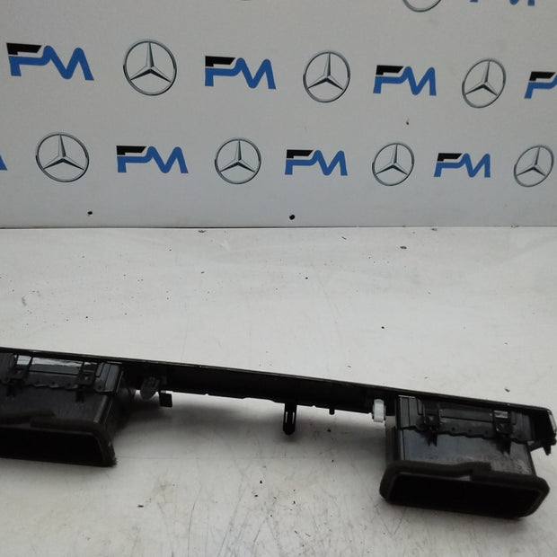 MITSUBISHI OUTLANDER PASSENGER SIDE DASH AIR VENT 8055A056YA FMR48