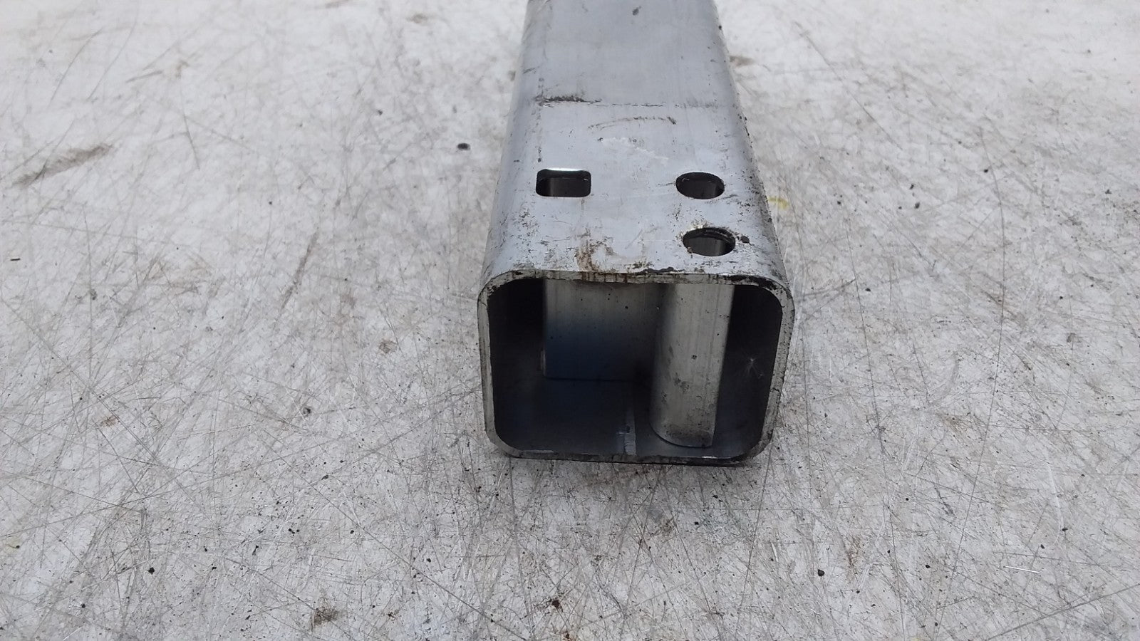 MERCEDES C-CLASS  FRONT LOWER REINFORCEMENT CRASH ABSORBER A2056203701  FMR397