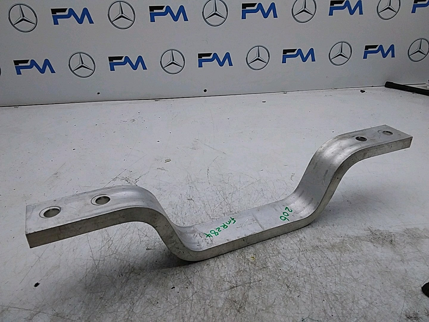 MERCEDES C-CLASS W206 CENTER TUNNEL STIFFENER A2066190100 FMR284
