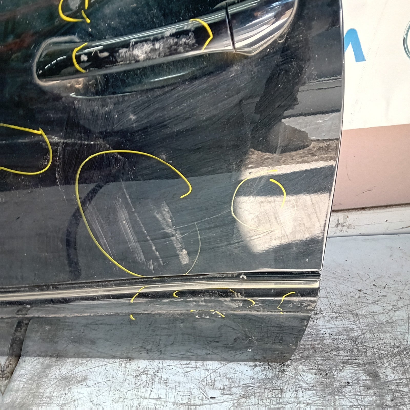 MERCEDES C-CLASS W203 SLN PASSENGER FRONT DOOR NSF 2001-14 BLACK COMPLETE FMD364
