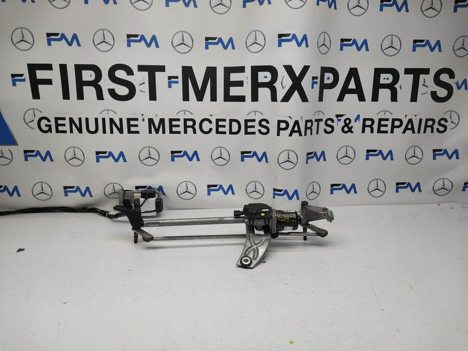 MERCEDES-BENZ A CLASS W177  FRONT WIPER MOTOR WITH LINKAGE A1779064801 FM00240