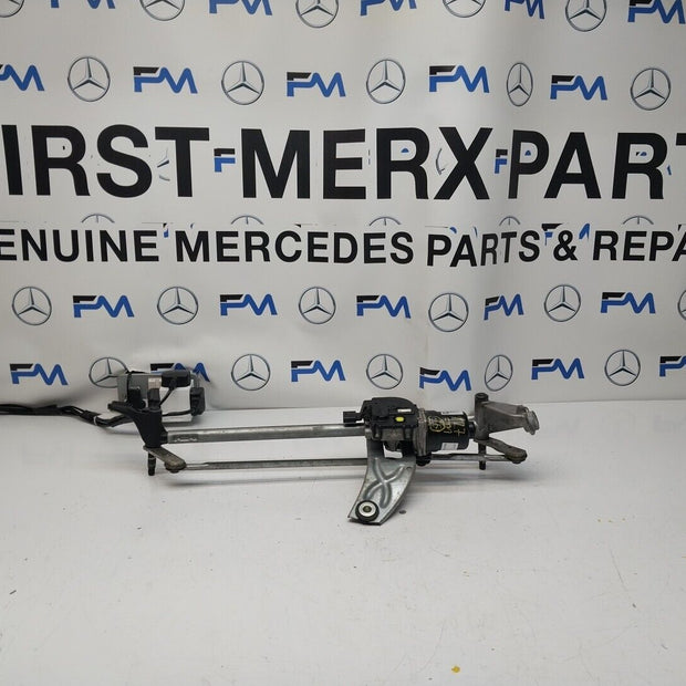 MERCEDES-BENZ A CLASS W177  FRONT WIPER MOTOR WITH LINKAGE A1779064801 FM00240