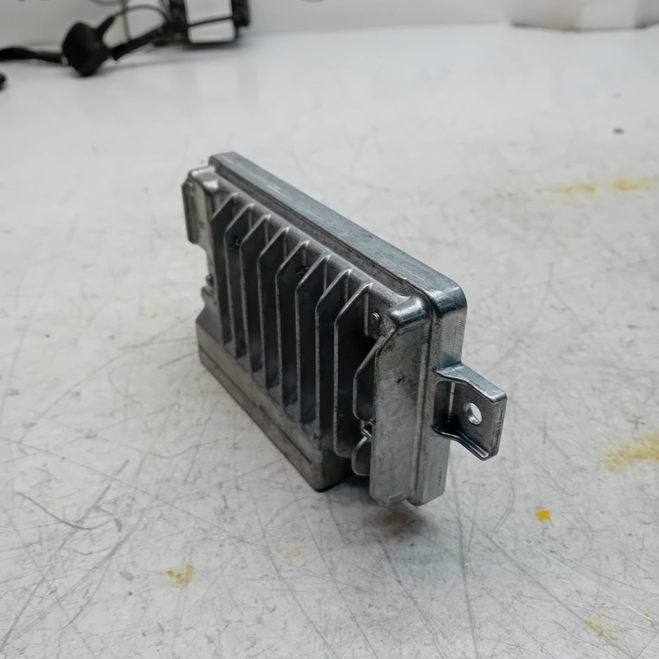 MERCEDES BENZ  C-CLASS W206 PARKING SENSOR CONTROL  A0009001647 FM001468
